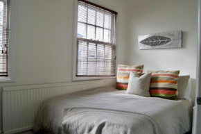 Bright and Spacious 1 Bedroom Flat in Stylish Islington
